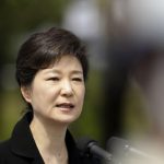 “박근혜 대통령님 미안합니다” 대학가 휩쓰는 문재인 비판